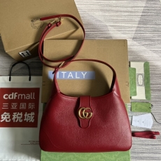 Gucci Hobo Bags